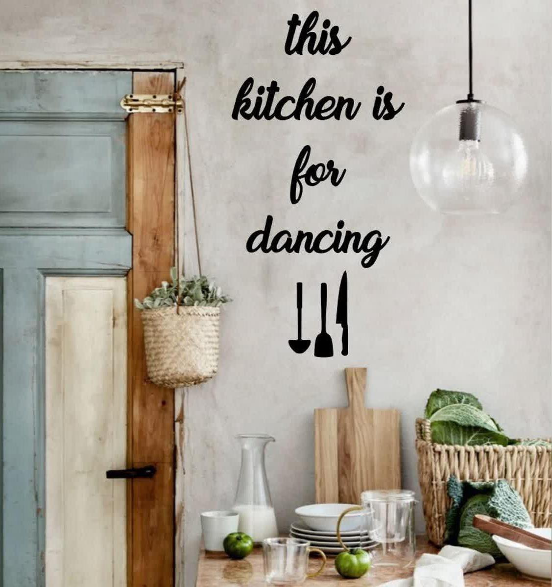 استیکر دیواری آشپزخانه رقص و شادی ،تابلو انگلیسی برای دیوار آشچزخانه دکوری  کیچن 